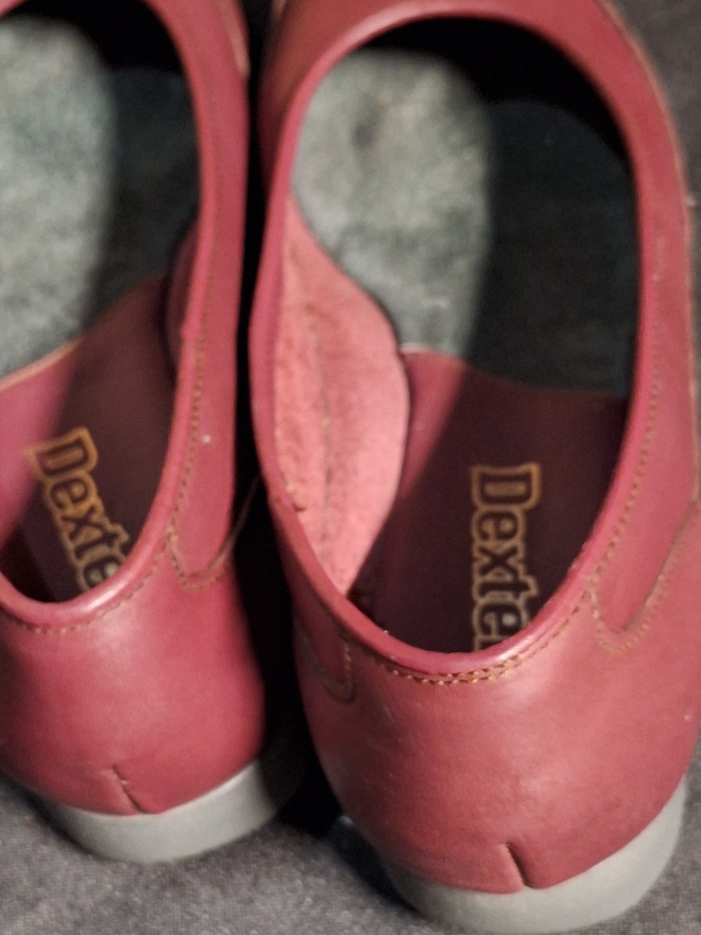 Dexter Women's Wine Red Leather Slip-On Flats